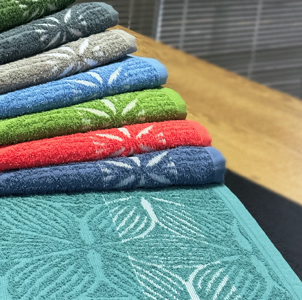 Toalhas de banho com padronagem jacquard da Votex Têxtil